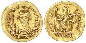 Byzantinische Goldmünzen

Kaiserreich

Focas, 602-610

Solidus 602/610, Constantinopel, 6. Offizin. 4,04 g. vorzüglich, kl. Graffiti. Ratto 1190...