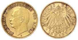 Reichsgoldmünzen

Baden

Friedrich II., 1907-1918

10 Mark 1911 G. Var. mit offener 0 in Wertzahl. vorzüglich, kl. Kratzer, sehr selten. Jaeger ...