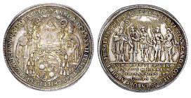 Römisch Deutsches Reich

Salzburg

Max Gandolph Graf Kuenburg, 1668-1687

Reichstaler 1682, auf das 1100. Stiftsjubiläum. 28,95 g. vorzügliches ...