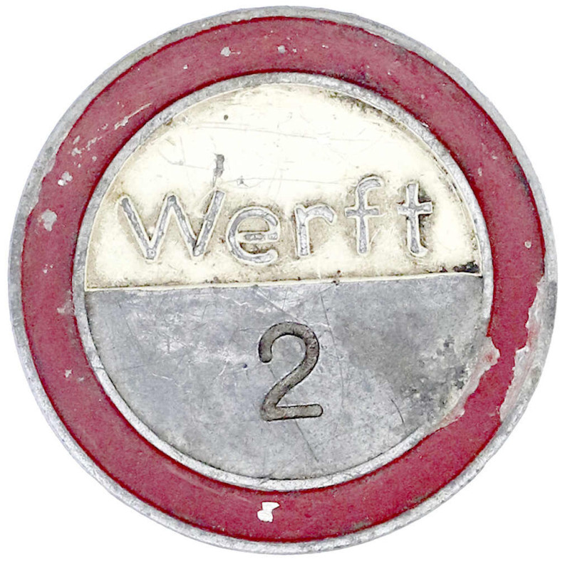 Medaillen

Schifffahrt

Unbekanntes Abzeichen "Werft 2". Zink, rot und weiß ...