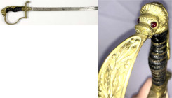 Militaria

Blankwaffen

Spanien

Löwenkopfdegen, Toledo. Messinggefäß. In Eisenscheide. Länge 93 cm. etwas rostig