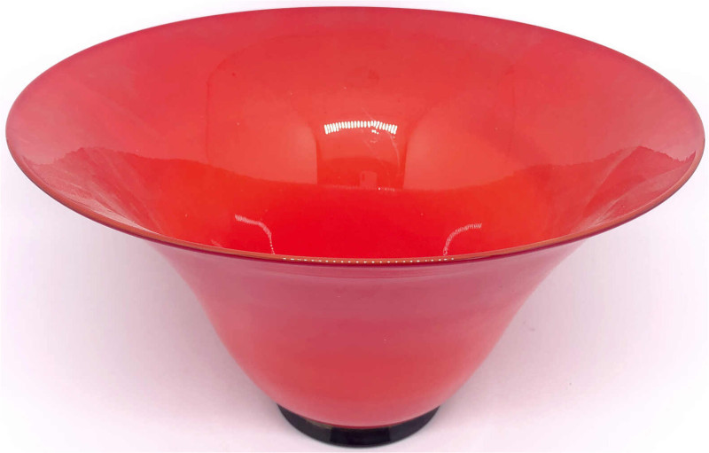 Varia

Glas

Designer-Schale "Anni Trenta" in rot, am Boden signiert, datier...