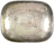 Varia

Silber

Schale Silber 925/1000. 21,8 x 17,8 x 3,8 cm; 230,68 g