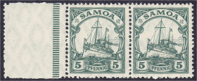 Briefmarken

Deutschland

Deutsche Kolonien

Samoa

5 Pf. (dunkel)opalgrün 1919, waagerechtes Paar in postfrischer Erhaltung, links mit anhäng...