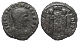 Imitationen römischer Münzen.


Imitation eines Follis des Constantinus I. (307 - 337 n. Chr.).
Vs: Büste mit Helm rechts. Barbarisierte Legende....
