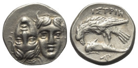 Moesia Inferior. Istros.

 Drachme (Silber). Ca. 280 - 256 v. Chr.
Vs: Zwei jugendliche, männliche Köpfe nebeneinander en face, der linke umgekehrt...