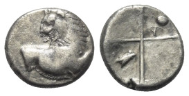 Thrakien. Thrakischer Chersones.

 Hemidrachme (Silber). Ca. 386 - 338 v. Chr.
Vs: Löwenvorderteil mit zurückgewandtem Kopf nach rechts.
Rs: Vierg...