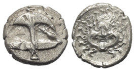 Thrakien. Apollonia Pontika.

 Drachme (Silber). Ca. 4. Jhdt. v. Chr.
Vs: Anker, im Feld rechts Krebs.
Rs: Kopf der Gorgo Medusa mit herausgestrec...