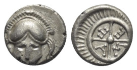 Thrakien. Mesembria.

 Diobol (Silber). Ca. 420 - 320 v. Chr.
Vs: Korinthischer Helm en face.
Rs: META in vierspeichigem Rad, das von einem Strich...