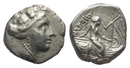 Euböa. Histiaia.

 Tetrobol (Silber). Ca. 3. - 2. Jhdt. v. Chr.
Vs: Kopf der Nymphe Histiaia mit Kranz aus Weinlaub und Reben rechts.
Rs: Die Nymp...