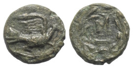 Sikyonien. Sikyon.

 Bronze. Ca. 250 - 200 v. Chr.
Vs: Taube nach rechts fliegend.
Rs: Sigma Iota; das Ganze in Kranz.

14 mm. 2,06 g. 

Slg. ...