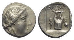Lykien. Lykischer Bund.

 Drachme (Silber). Ca. 88 - 84 v. Chr. Olympos.
Vs: Kopf des Apollon mit Lorbeerkranz und Köcher mit Bogen über der Schult...
