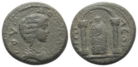 Pisidien. Pogla. Iulia Domna (gest. 217 n. Chr.).

 Bronze.
Vs: Drapierte Büste rechts.
Rs: Kultbild der Artemis von Perge in zweisäuligem Tempel;...