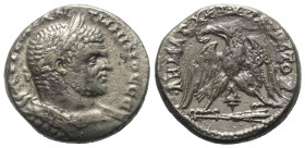 Phönikien. Tyros. Caracalla (197 - 217 n. Chr.).

 Tetradrachme (Silber). Ca. 213 - 217 n. Chr.
Vs: Büste mit Lorbeerkranz und Panzer rechts.
Rs: ...