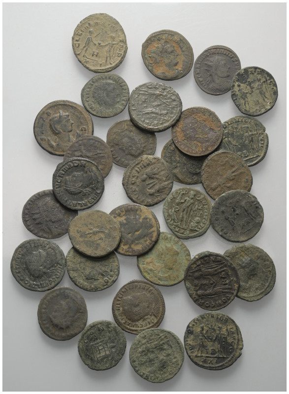 Römische Münzen - Lots. Kaiserzeit.


Lot (30 Stück, Bronze): Antoniniane und...