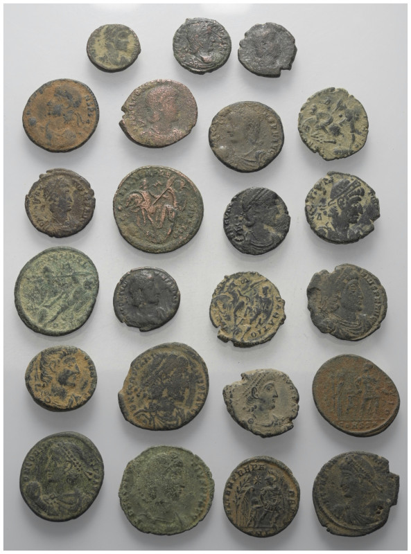 Römische Münzen - Lots. Kaiserzeit.


Lot (23 Stück, Bronze): Kleinbronzen (v...