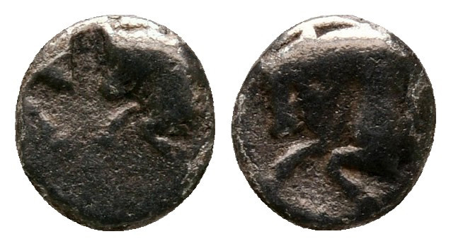 Caria. Uncertain mint circa 450-400 BC. 
Hemiobol AR

6 mm, 0,33 g



ver...