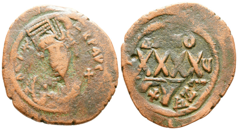 Phocas AD 602-610. Uncertain mint
Follis or 40 Nummi Æ

35 mm, 10,44 g


...