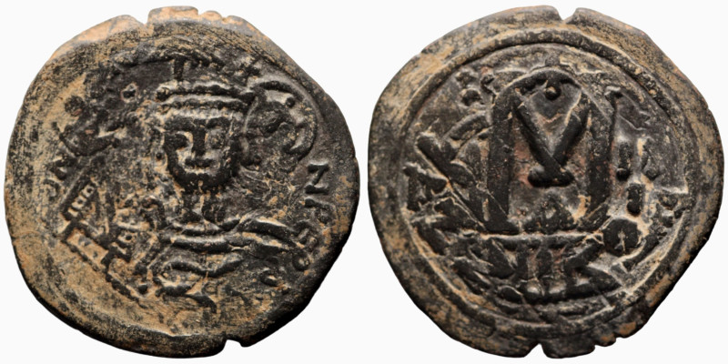 Tiberius II. Constantine. (578-582 AD). Follis. (32mm, 11,63g) Nicomedia. Obv: c...