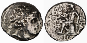 Alexander I. Balas. (152-145 BC). AR Drachm. (15mm, 3,53g) Antioch. Obv: diademed head right. Rev: Apollo seated on omphalos left.