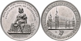 Sachsen - Dresden, Stadt Zinnmedaille 1865 (unsign.) a.d. 1. Deutsche Sängerfest 
kl.Kr., 46,4mm 36,5g f.vz
