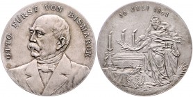 Sammlung Otto v. Bismarck Silbermedaille 1898 mattiert (v. Lauer) auf seinen Tod, i.Rd: SILBER 990 Bennert 228 (Br.). Slg. Bö. 5521. 
30,0mm 11,0g vz...