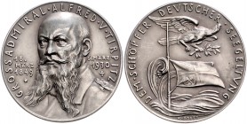 Medaillen von Karl Goetz Silbermedaille 1933 a.d. Tod von Admiral von Tirpitz, i.Rd: BAYER.HAUPTMÜNZAMT FEINSILBER Kien. 444. Kai. 6178. 
36,2mm 19,5...