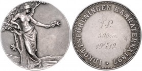 - Jugendstil Silbermedaille o.J. (v. Oertel) als Prämie eines Sportvereins in Schweden, mit rückseitiger Gravur 
35,4mm 16,1g f.vz