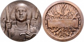 - Jugendstil Bronzemedaille o.J. (v. A. Morlon) a. Jeanne d´Arc, i.Rd: Füllhorn BRONZE M.d.P. 272D. 
62,9mm 119,8g vz