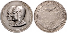 - Luftfahrt Silbermedaille 1928 mattiert a.d. Atlantiküberquerung der BREMEN", i.Rd: BAYER.HAUPTMÜNZAMT SILBER 900f. Kai. 931. "
36,2mm 23,6g vz-st