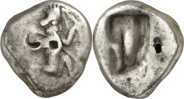 (450-330 a.C.). Lidia. Siglos. (S. 4682). Dos punzonadas en anverso y contramarca con punzonada en reverso. 5,40 g. MBC-.