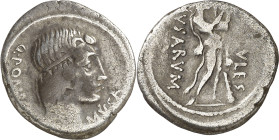 (hacia 66 a.C.). Gens Pomponia. Denario. (Bab. 8) (Craw. 410/1). Rara. 3,47 g. BC+.