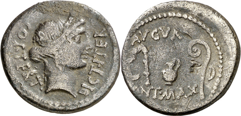 (46 a.C.). Julio César. Denario. (Spink 1403/1) (S. 4a) (Craw. 467/1a). Contrama...