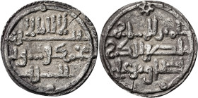 Almorávides. Ishaq. Quirate. (V. 1895 var) (Hazard 1040) (FBM. E5). Pequeña grieta radial de acuñación. 0,87 g. MBC+.