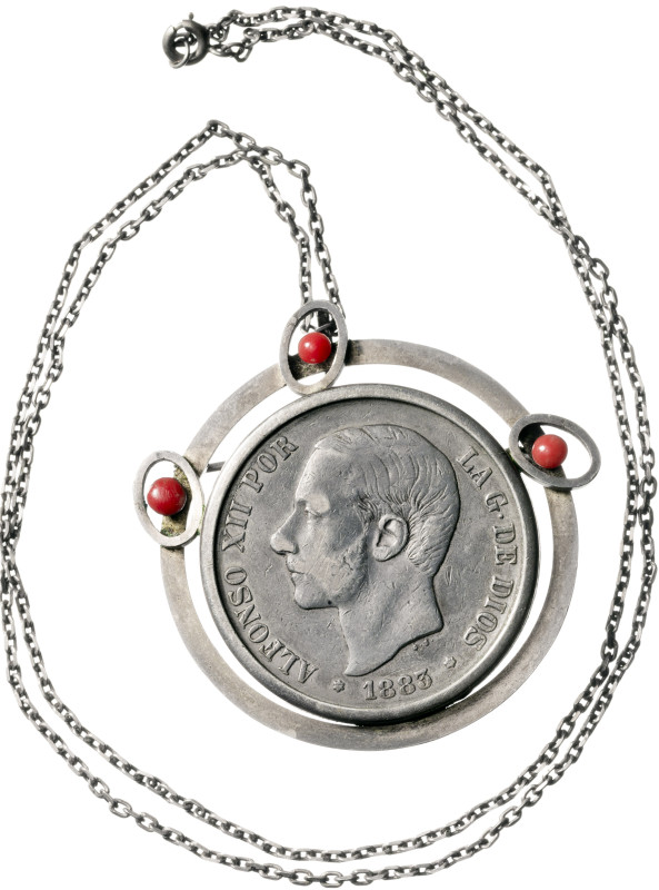 1883*--83. Alfonso XII. MSM. 5 pesetas. (AC. 55). Con aro y cadena para usar com...