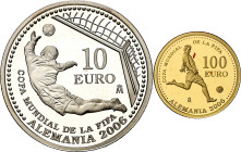 2003. Juan Carlos I. 10 (AG) y 100 euro (AU). Mundial de Fútbol - Alemania '06. 1ª serie. 2 monedas, serie completa. AG: 27 g. AU: 6,75 g. Proof.