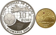 2004. Juan Carlos I. 10 (AG) y 100 euro (AU). Mundial de Fútbol - Alemania '06. 2ª serie. 2 monedas, serie completa. AG: 27 g. AU: 6,75 g. Proof.
