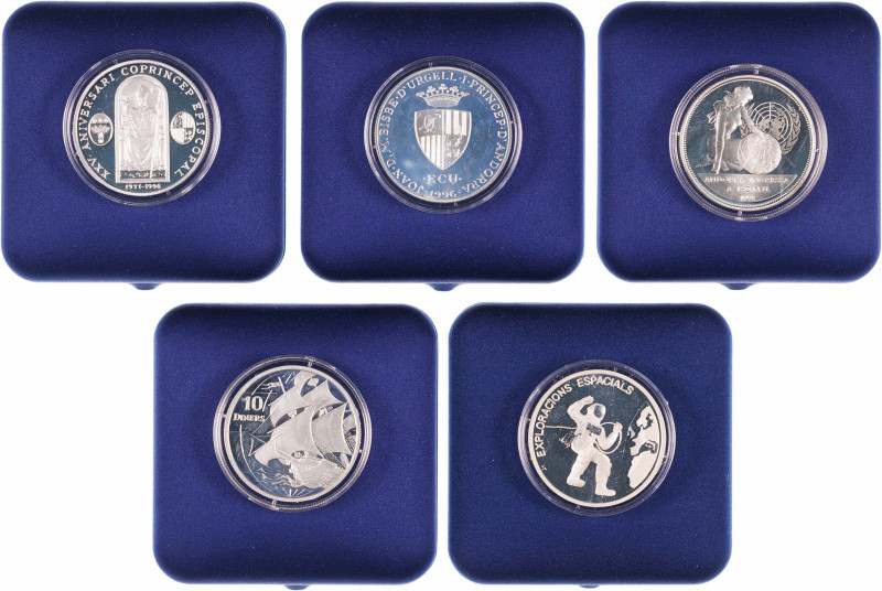 Andorra. 1993 y 1996. 10 diners. Lote de 5 estuches oficiales diferentes, con ce...