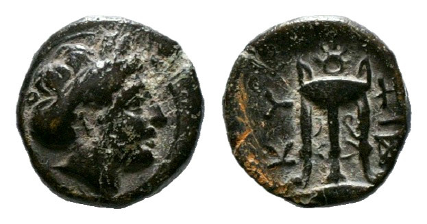 MYSIA. Kyzikos. Ae (Circa 3rd century BC).
Obv: Head of Kore Soteira right.
Rev:...