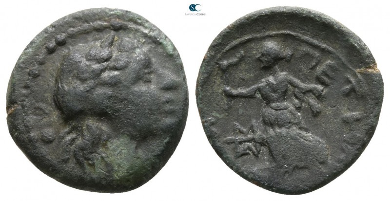 Bruttium. Petelia circa 204 BC. 
Sextans Æ

13mm., 1,83g.



nearly very ...
