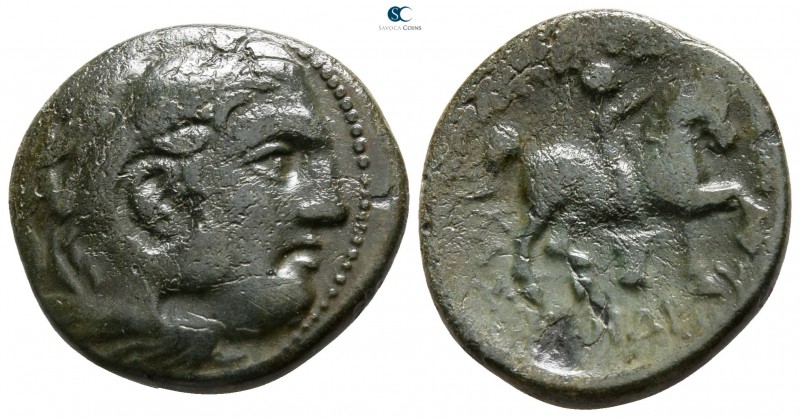 Kings of Macedon. Kassander 306-297 BC. 
Bronze Æ

17mm., 5,46g.



nearl...