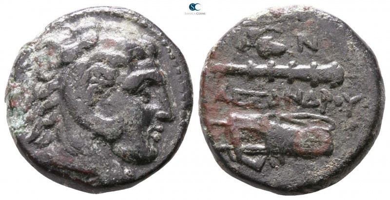 Kings of Macedon. Alexander III "the Great" 336-323 BC. 
Unit Æ

17mm., 6,72g...