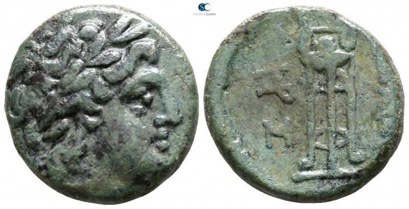 Kings of Thrace. Adaios circa 253-243 BC. 
Bronze Æ

18mm., 7,68g.



ver...