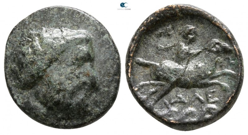 Thessaly. Halos circa 300-200 BC. 
Chalkous Æ

12mm., 1,80g.



very fine...