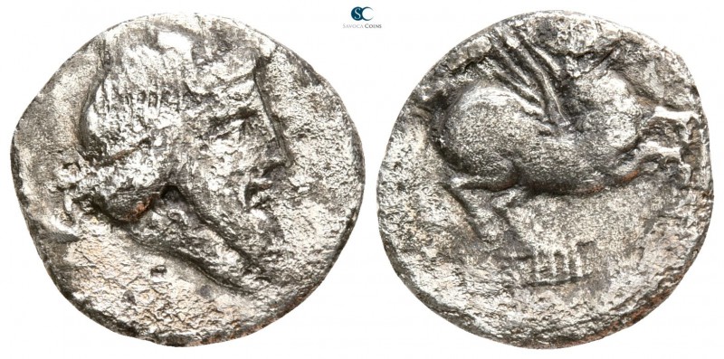 Q. Titius 90 BC. Rome
Denarius AR

16mm., 3,30g.



fine