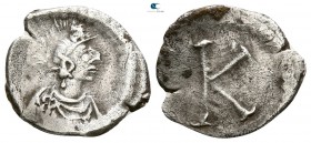 AD 527-565. Time of Justinian I. Constantinople. 1/2 Siliqua AR