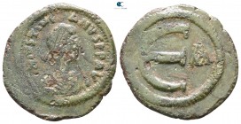 Justinian I. AD 527-565. Constantinople. Pentanummium Æ