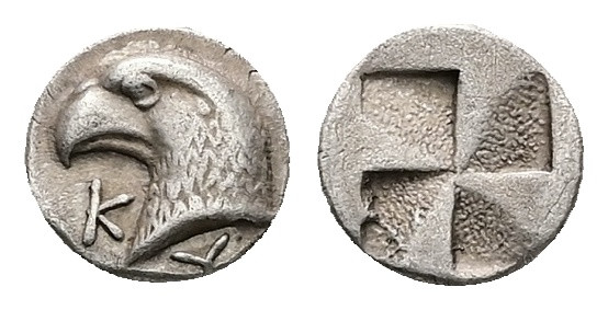 Aeolis, Kyme. AR Hemiobol. 0.47 g 8.03 mm. Circa 480-450 BC.
Obv: K Y. Head of e...