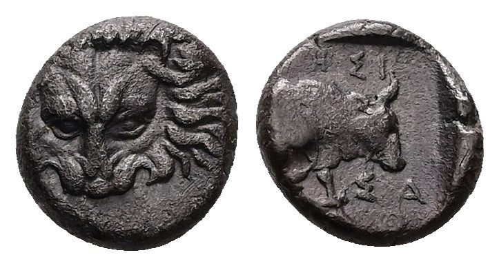 Ionia, Samos. AR Hemidrachm, 1.55 g 10.70 mm. Circa 408-380 BC.
Obv: Facing lion...