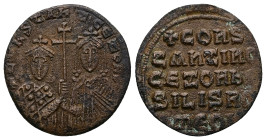 Constantine VII Porphyrogentius and Zoe, AD 913-959. AE, Follis. 5.57 g. 25.27 mm. Constantinople.
Obv: [+ CO]ҺSTAҺT' CЄ ZO[H Ь]. Crowned facing busts...